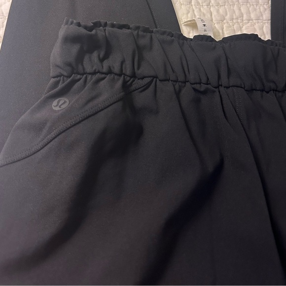 Lululemon Keep Moving Jogger - Black Size 4 - Picture 4 of 5